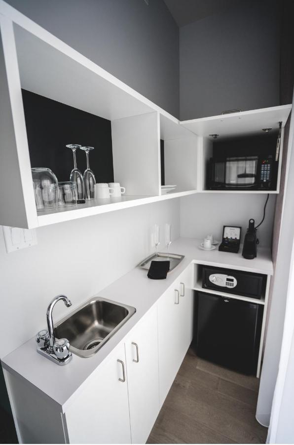 Hotel Oui Go! Trois-Rivieres Luaran gambar