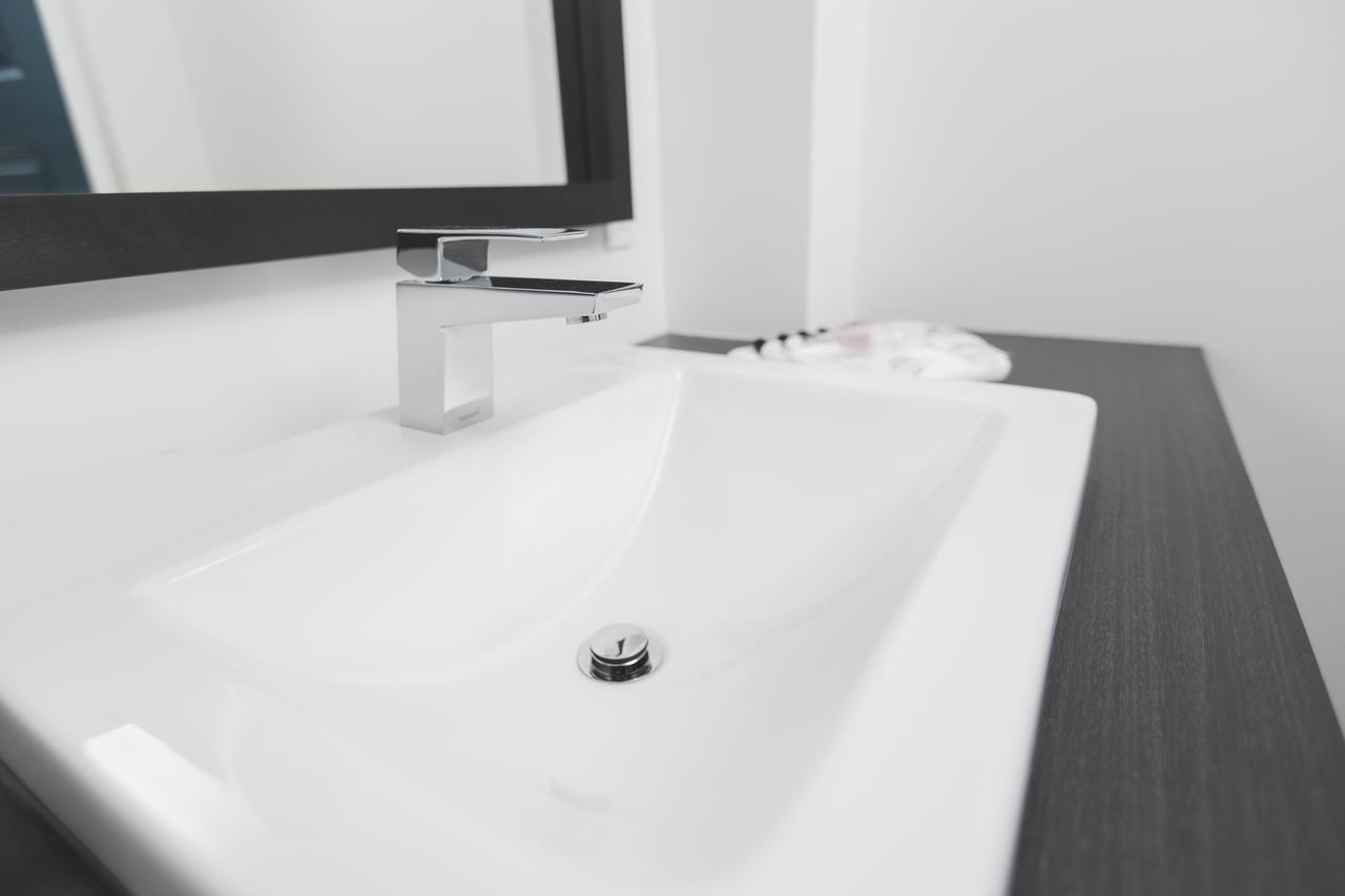 Hotel Oui Go! Trois-Rivieres Luaran gambar
